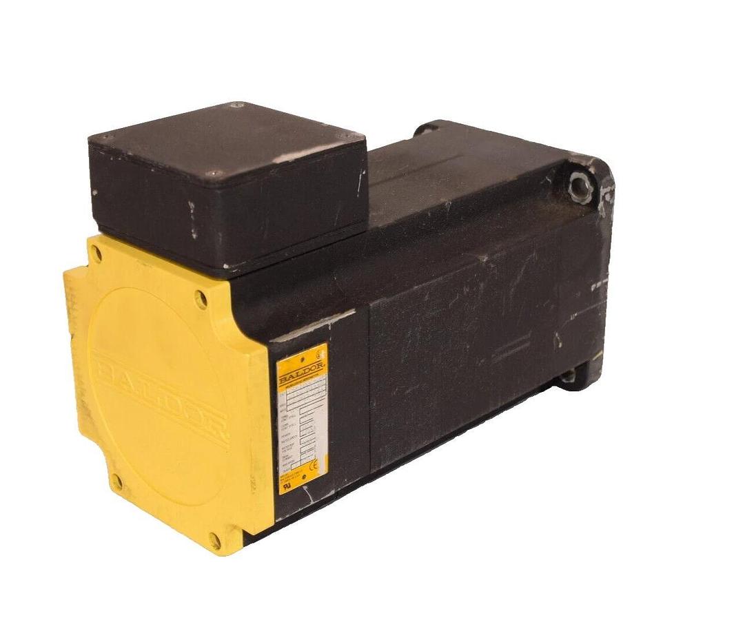 Used Baldor Brushless Servo Motor BSM100C-425M12A 963182 MS4P124W111 X0602 20nm 10.6