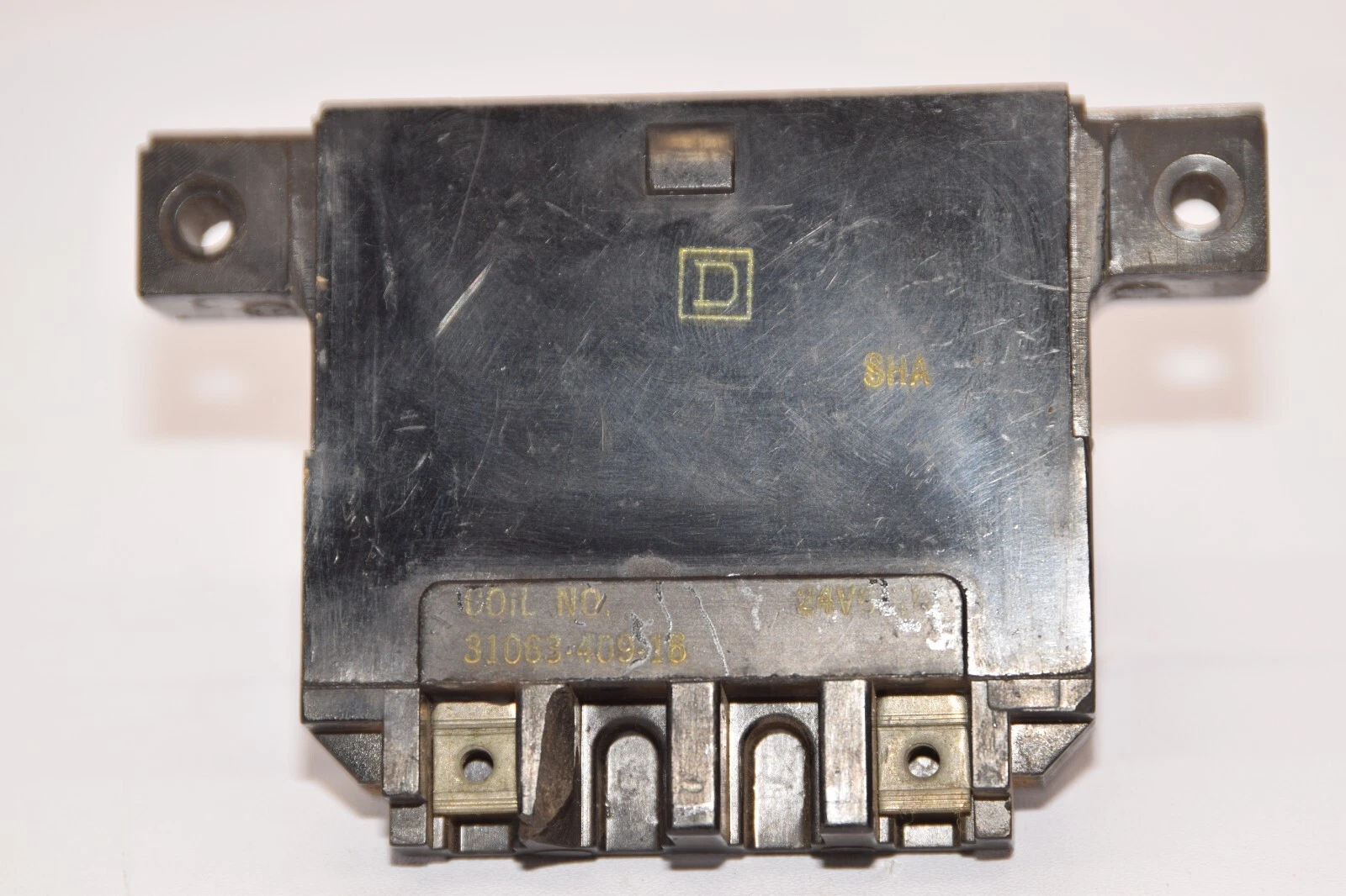 Used SQUARE D 31063-409-16 24V Coil *Chip*