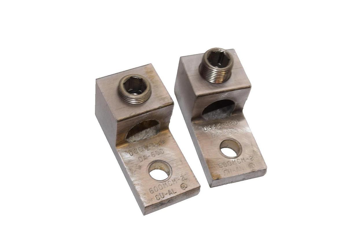 Used DCCC-420 DA-600 600MCM-2 CU-AL Mechanical Lugs (Lot of 2)