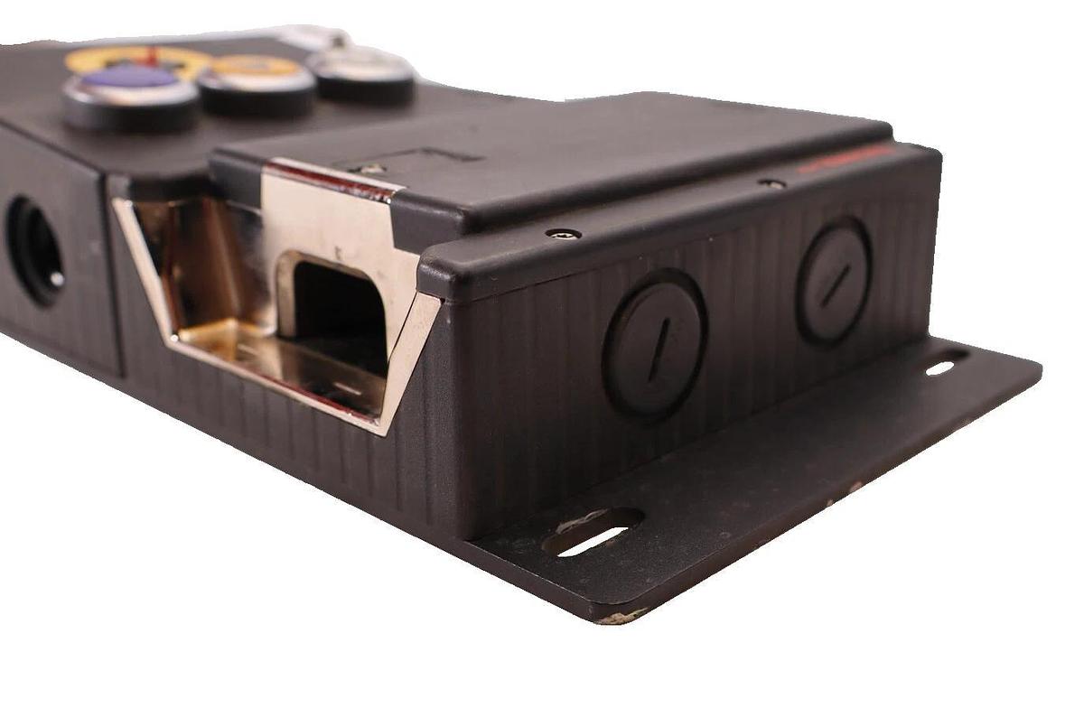 Used EUCHNER Safety Switch Module MGB-L2B-PNC-R-117024 *As is- missing front button*