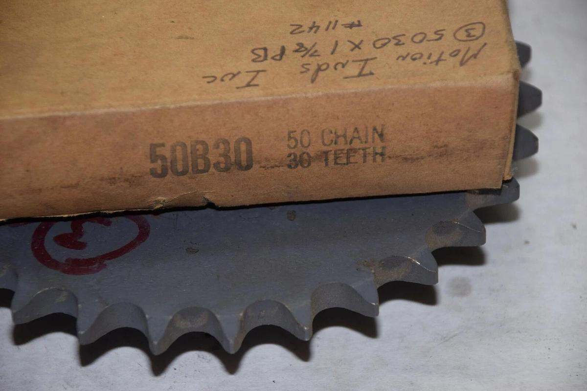 BROWNING 50A30 30 TEETH USA SPROCKET NEW