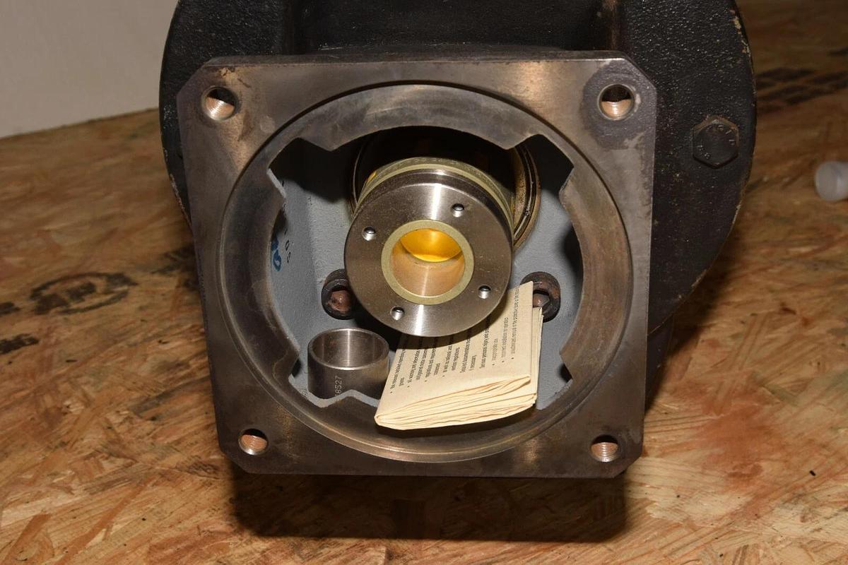 Sew-Eurodrive KA87 AQH140/2 Gear Box 01.3020831206.0001.02  KA87AQH140/2