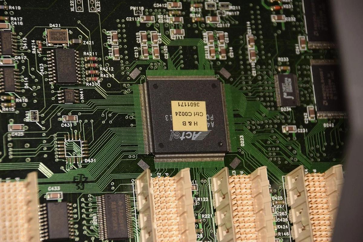 Used ABB FREELANCE 2000 FIELDCONTROLLER MINBOARD P 37261-4-0369528 3726140369528