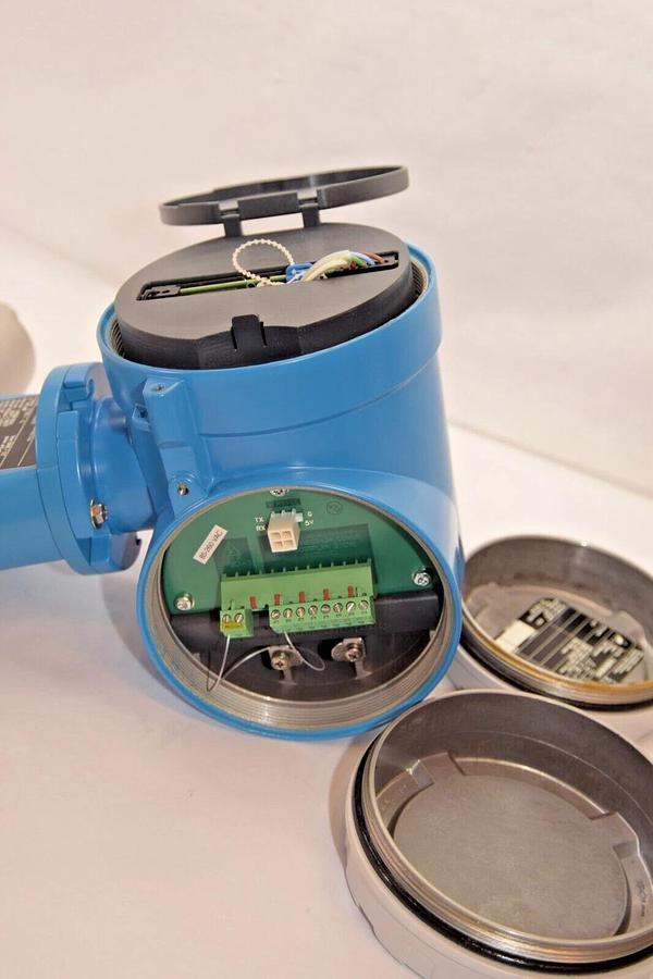 ENDRESS + HAUSER Promass 80F Mass Flowmeter 80F15 80F15-AFUDCARAB7AA 1/2"  NEW