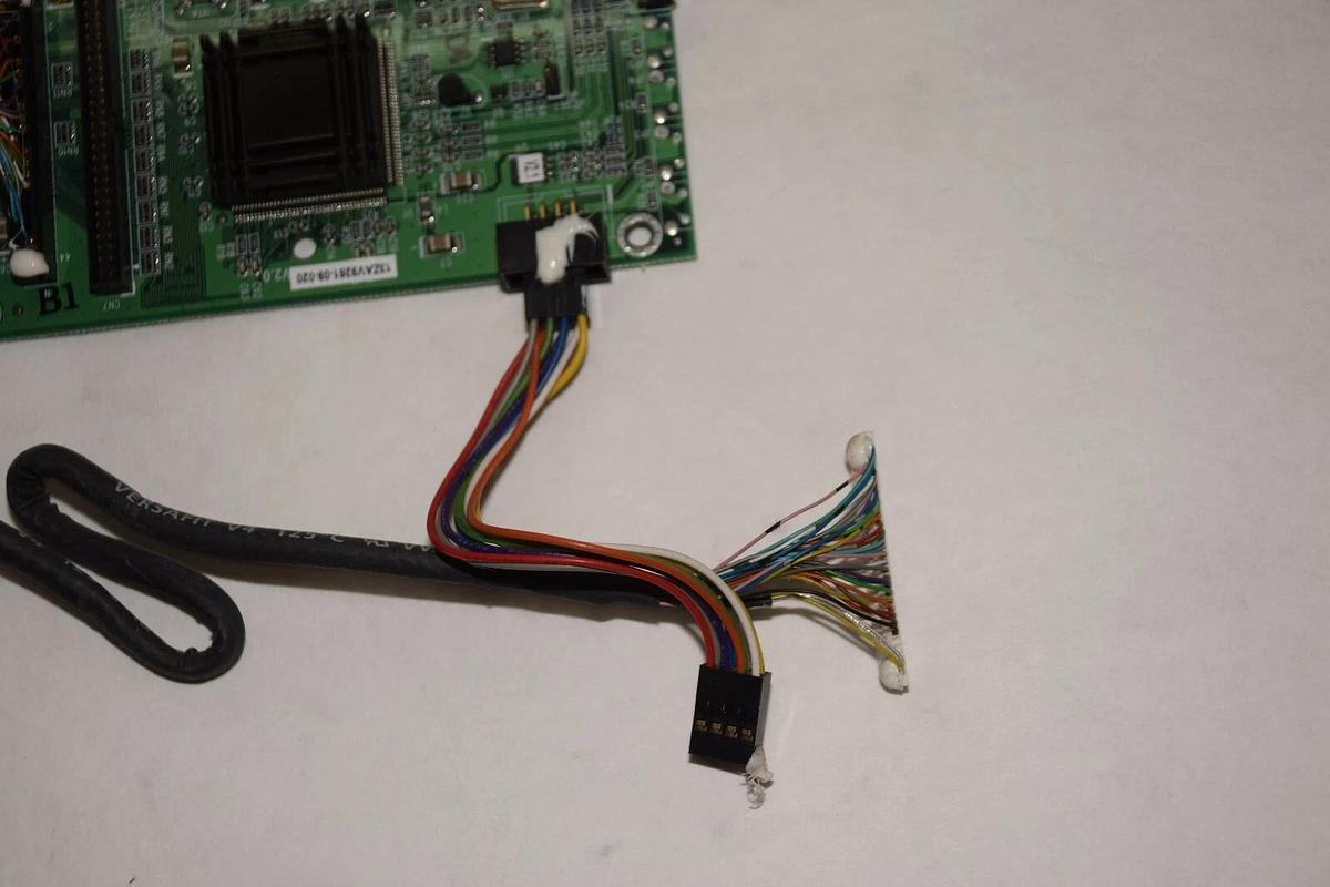 Used Allen Bradley VersaView 1200P 13zav9261-09-020  for 6181P computer