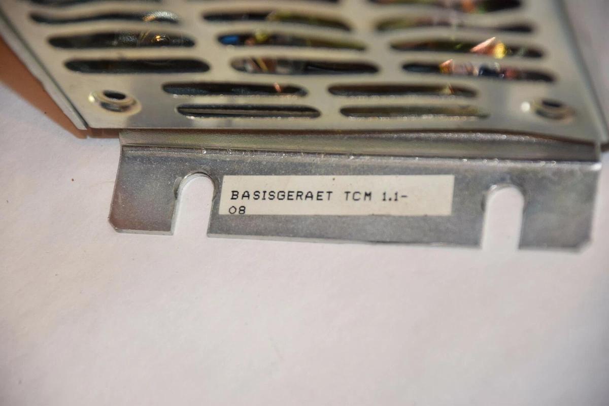 Used INDRAMAT TCM 1.1-08-W0 249460 AC SERVO CAPACITOR-TCM