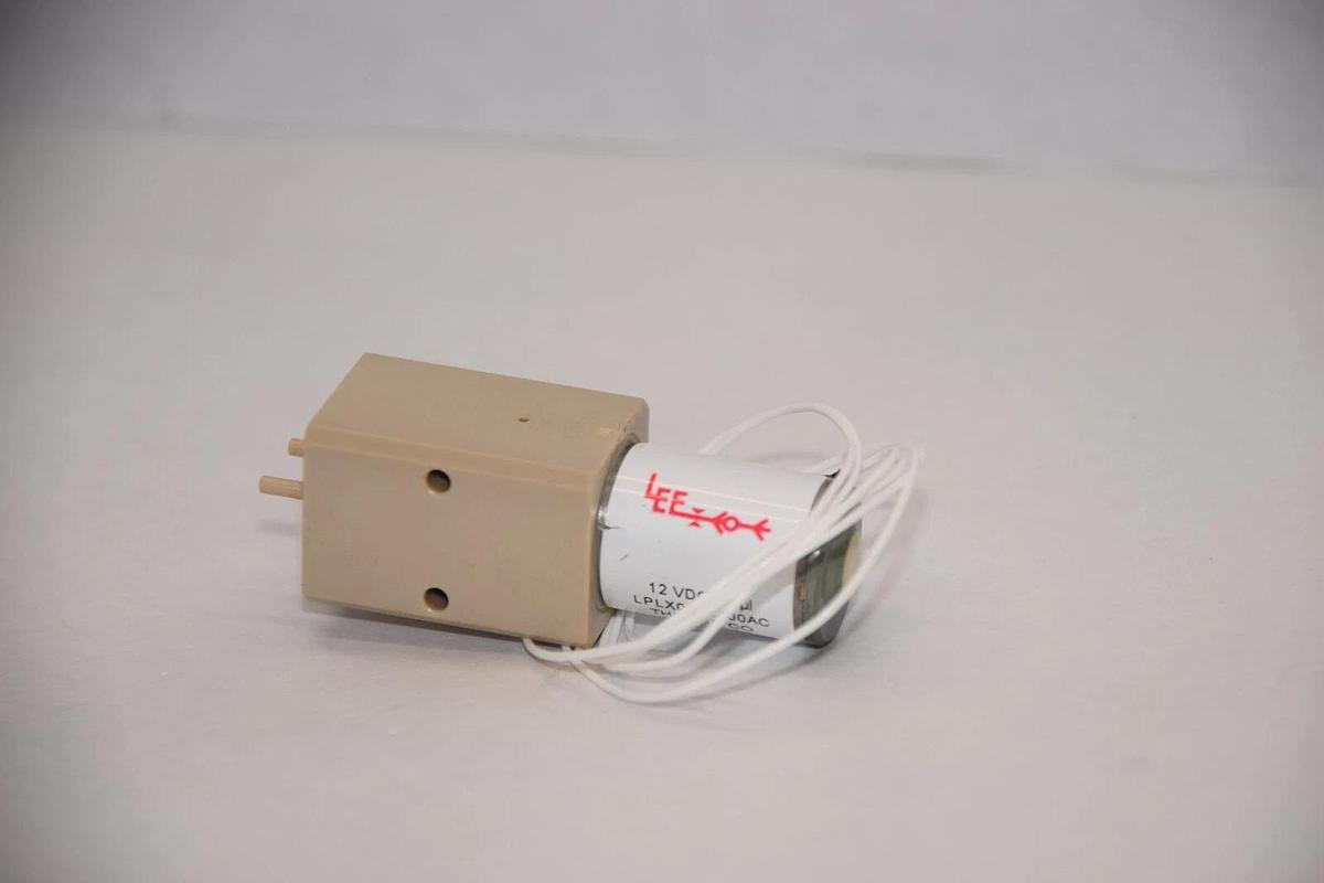 Used THE LEE CO. LPLX0502200AC 12Vdc Micro Diaphragm Water Pump Siemens 10456475