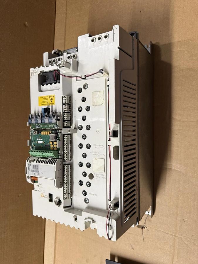 Used ABB ACS800-U1-0020-2+K458+L502+L503+N660(READ)