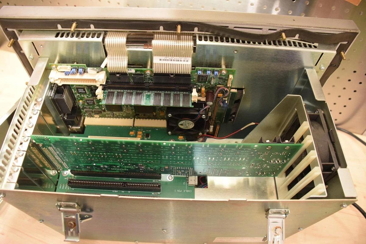 Used Xycom Automation 3515-KPM Operator Interface 3515-A2M214003100V