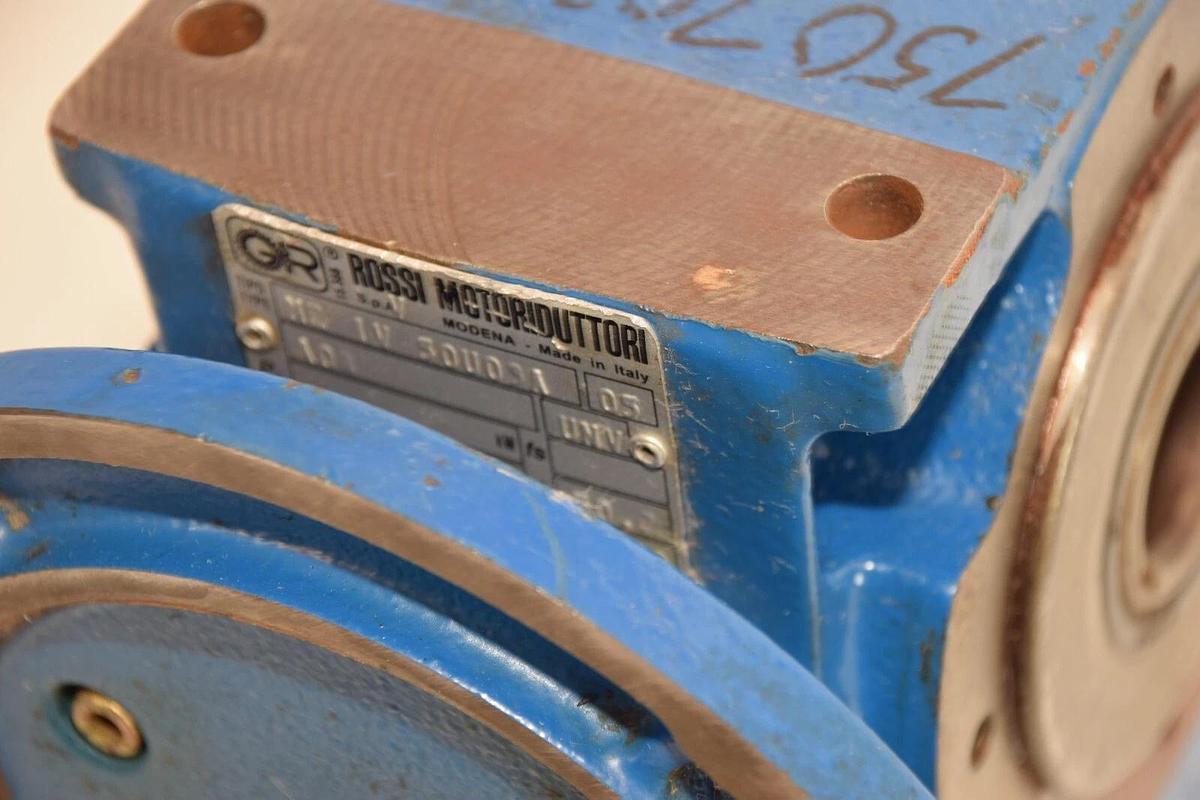 Used ROSSI MR-IV-50UD3A MR1V50UD3A MR IV 50UD3A Gear Box Speed Reducer