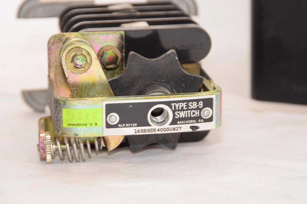 (NEW) GE GENERAL ELECTRIC 16SB9DB400SUM2Y Type SB-9 Switch *No Handle*