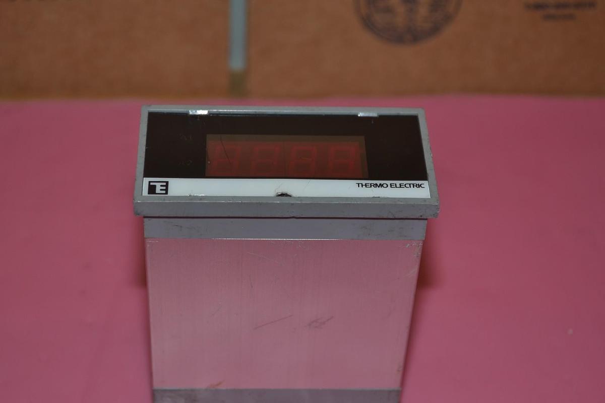 Used THERMO ELECTRIC TE 3168P10T I17244-2 115V 115 V Temp controller