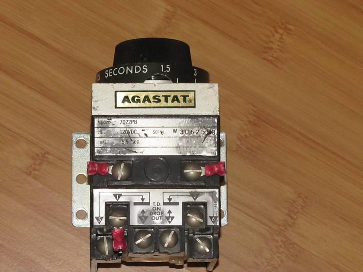 Used Agastat Timer 7022PB .5-5 Sec 120VDC Coil  7022-PB