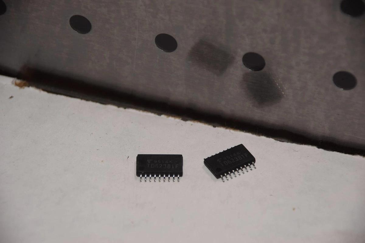 (LOT OF 2) TD TD62381F 8CH LOW SATURATION SINK DRIVER IC NEW