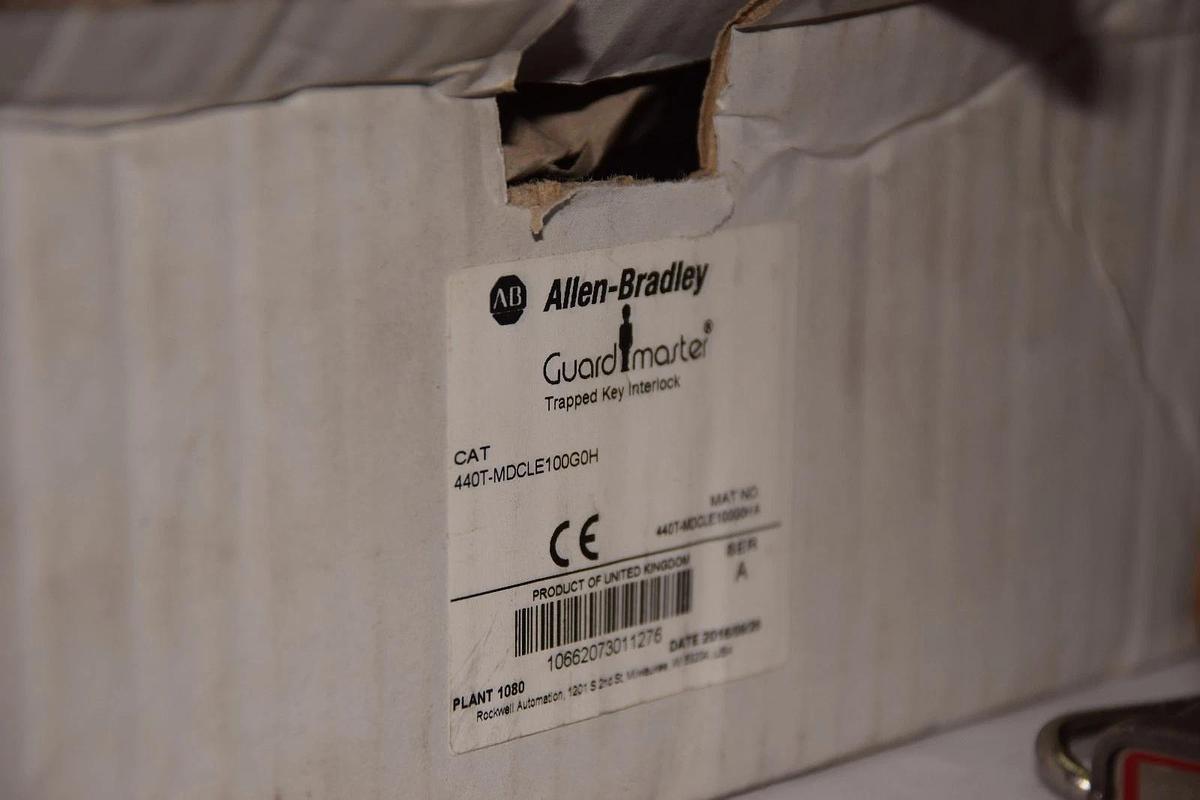 Used ALLEN BRADLET KEY EXCHANGE Unit 440T-MDCLE100G0H Prosafe 440T-MDCLE100