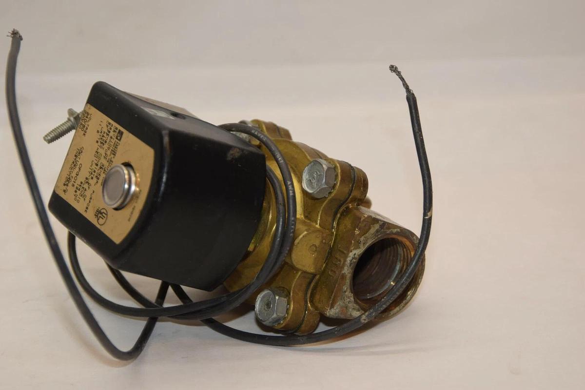 Used PARKER CFGC15 11W 240V/60Hz , 220V/50Hz Solenoid Valve