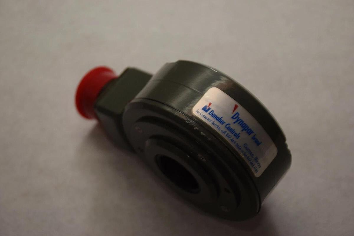 (NEW) DYNAPER / DANAHER CONTROLS HS352000G3442 1" BORE BIDI W/IND 5-26V 10P