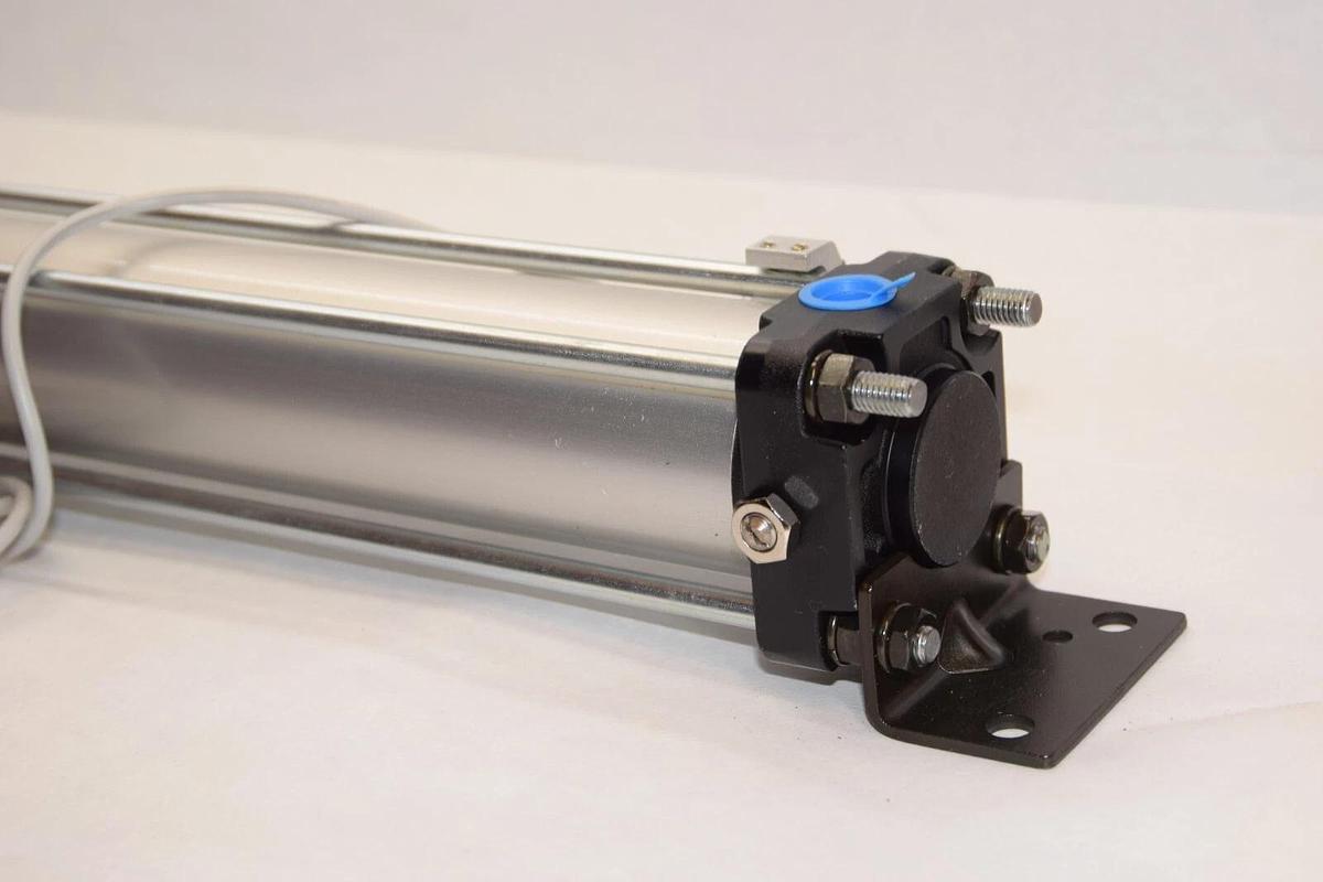 (NEW) SMC CDA1LN50-730-A54L 150psi Cylinder