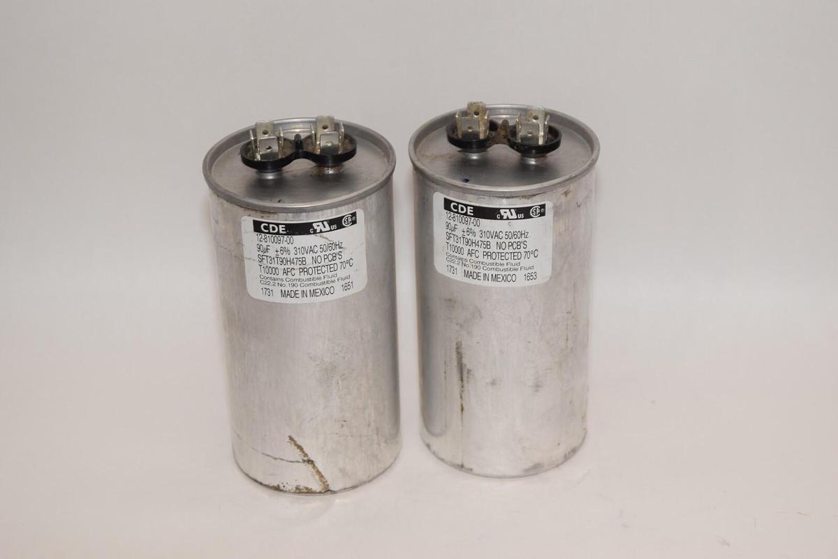 Used (LOT OF 2) CDE 12-810097-00 SFT31T90H475B 90uF 310Vac +/-6% 50/60Hz Capacitor