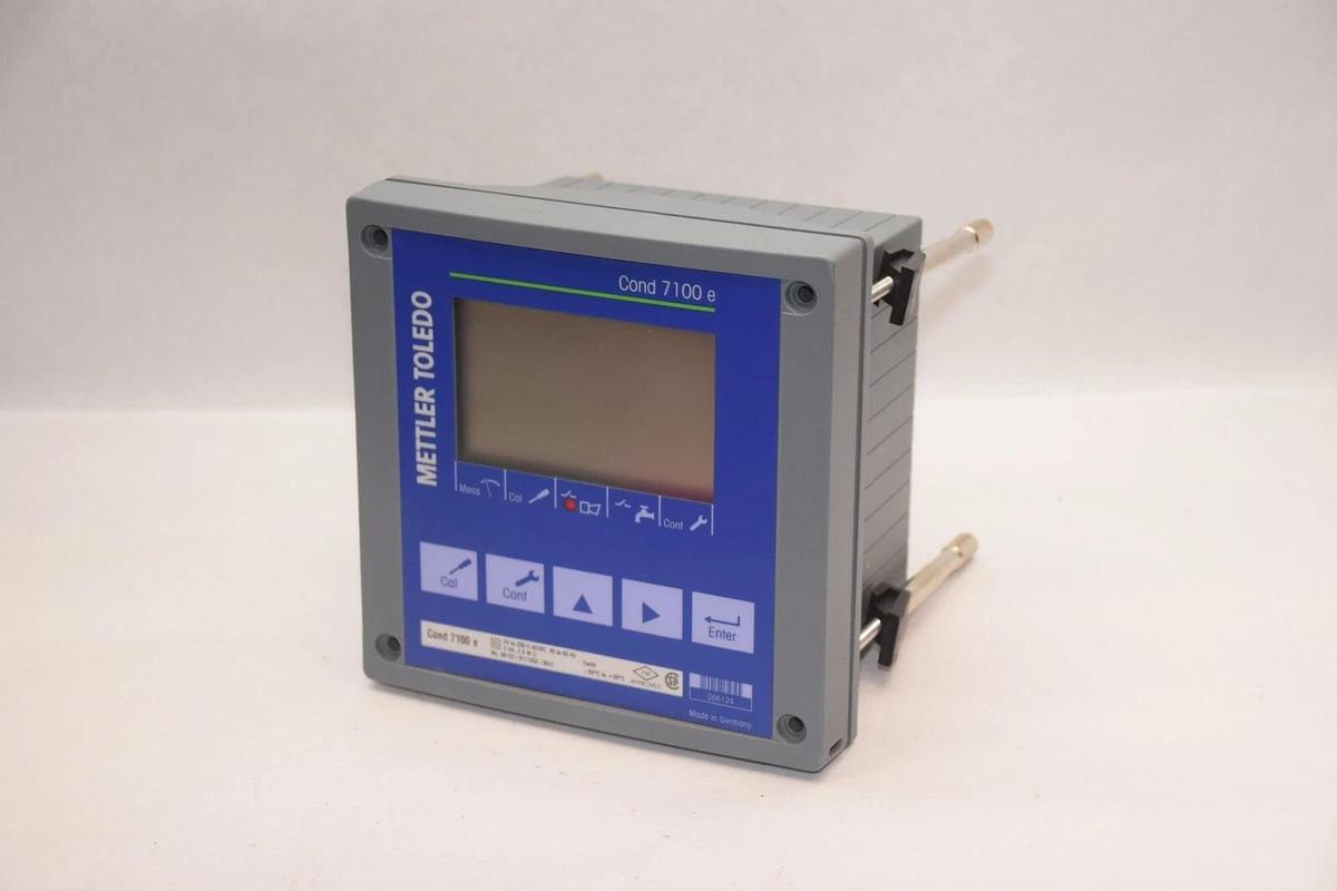 Used METTLER-TOLEDO COND 7100E F-2402COND-MT 24-230Vac/dc Conductivity Transmitter