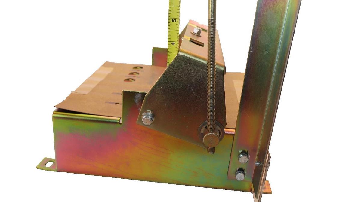 Used Firetrol Inc. Quick Disconnect Mechanism For SELA36A10150 Circuit Breaker