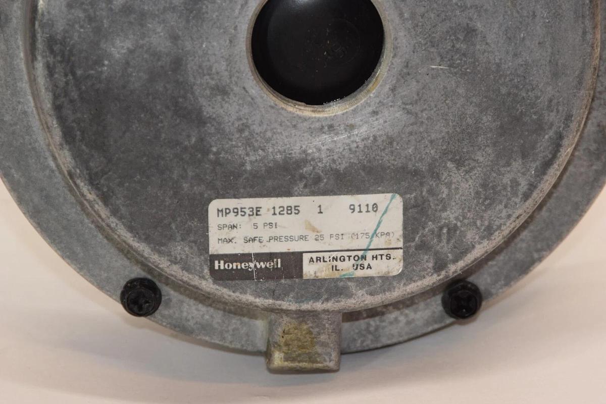 (NEW) HONEYWELL MP953E 1285 MP95E1285 1 9110 5psi Span Pneumatic Actuator