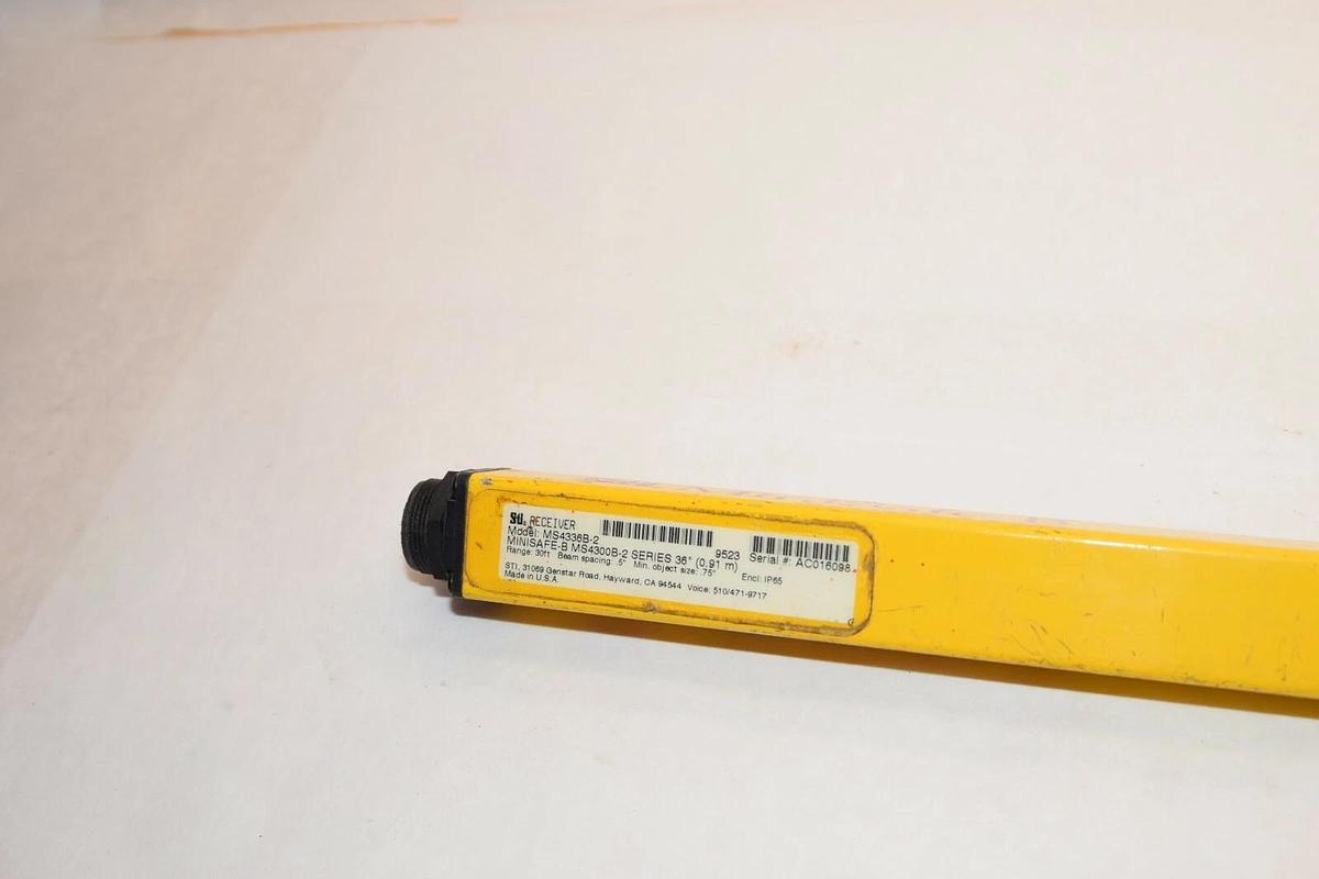 Used STI Minisafe-B MS4300B-2 Light Curtain RECEIVER MS4336B-2 MS4336B2 36"