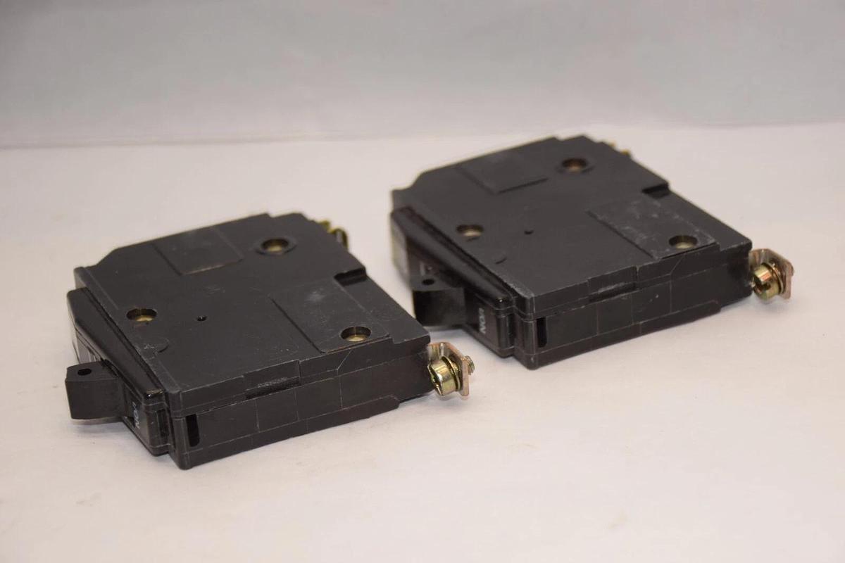 (Lot of 2) Square D Breaker HACR QOB 30A 30 Amp AD-7263 1 pole 1p 120/240v NEW