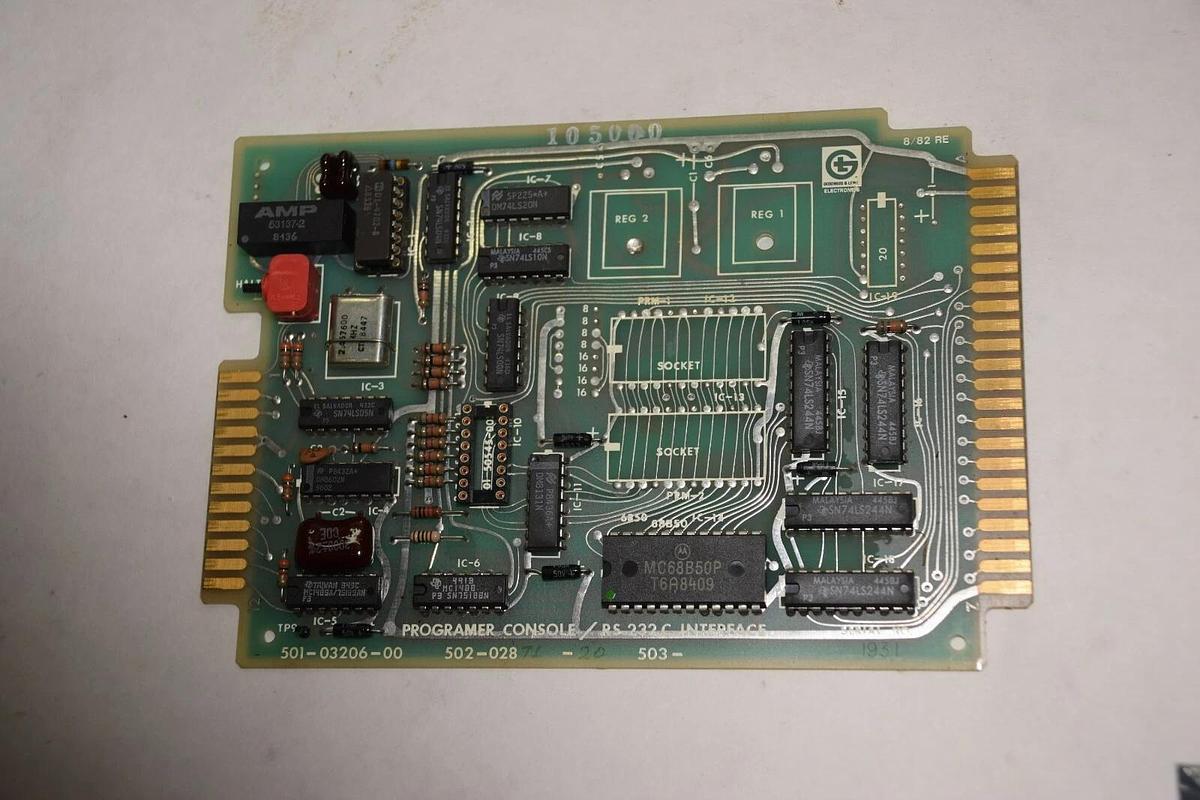 Used GIDDINGS LEWIS 501-03206-00 PROGRAMMER CONSOLE/RS 232 C INTERFACE BOARD