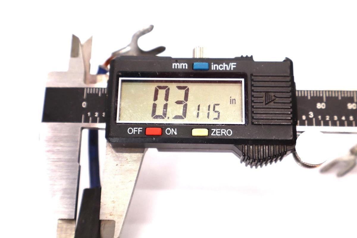 25/32" x 5/16" , 0.7770" x 0.3115" Carbon Brush (New - Lot of 2)