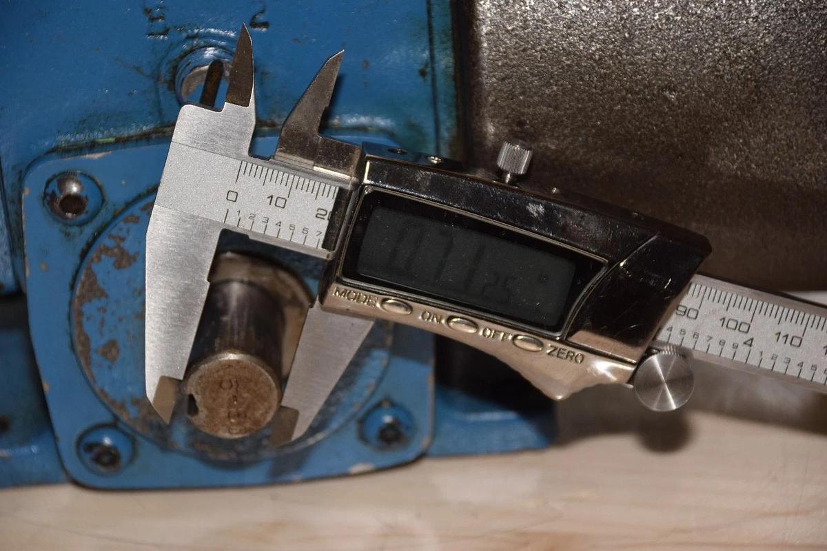 Used Drive Textron Cone Drive Gear Speed Reducer MH015A906-1-05 MH015A906 Opt 01 5:1