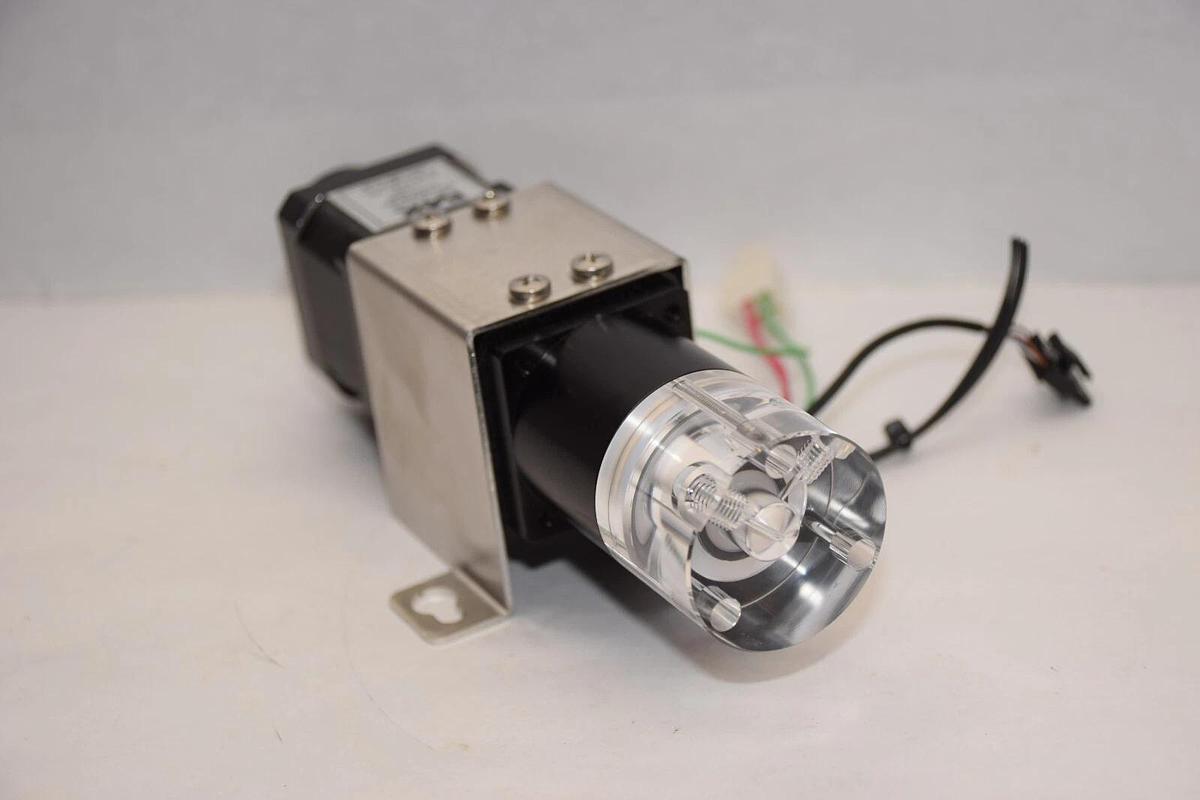 Used IVEK 330096-004 , 330096004 1000uL Pump