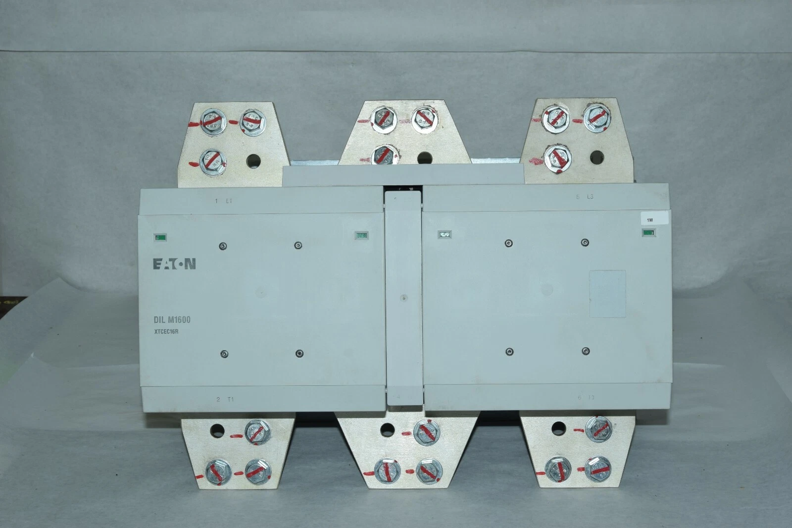 Used Cutler-Hammer Eaton DIL M1600 XTCEC16R 1600AMP Contactor DILM1600 XTCEC16R
