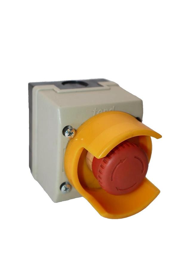 Used Tend / Idec Emergency Stop Button Push Button With Guard