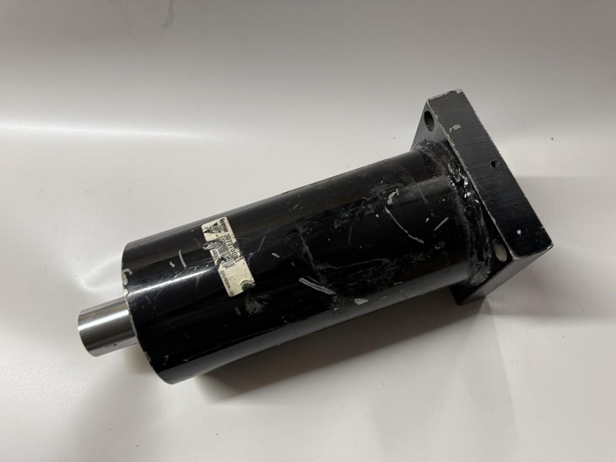 Used Vermeer Cylinder 307378001 6000 GP 307378061 6000GP Isolator