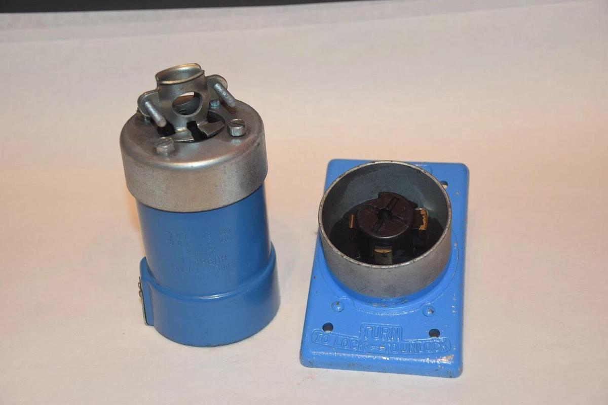 HUBBELL 5 WIRE 4 POLE + EQ GROUND 20A 250VDC MALE AND FEMALE PLUG