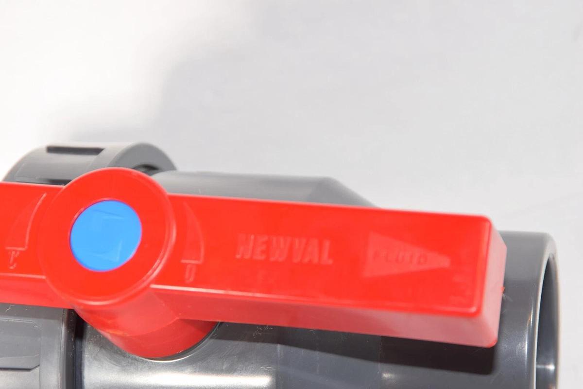 CEPEX HAYWARD PVC EPDM 2-1/2" Smooth Socket Single Union Ball Open/Close Valve