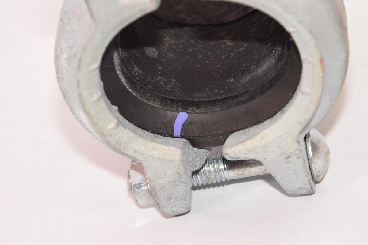 (NEW) VICTAULIC FireLock 2/60.3 2" Tee Fitting Galvanized