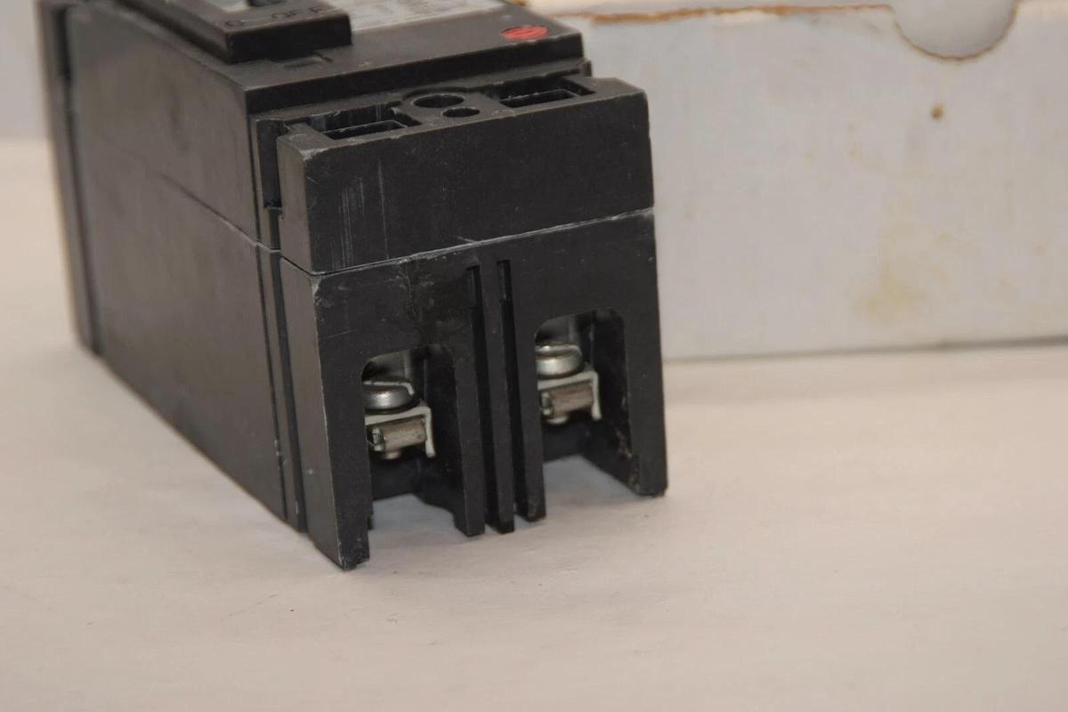 (NEW) GE GENERAL ELECTRIC TED124015 15A 15 Amp A 2P 480Vac Circuit Breaker