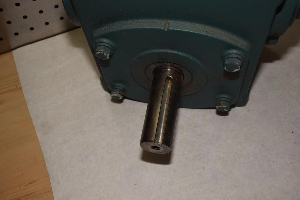 DODGE TIGEAR-2 30S15L 15:1 RATIO 2371 HP 7/8" & 1-3/8" SHAFT GEAR REDUCER NEW