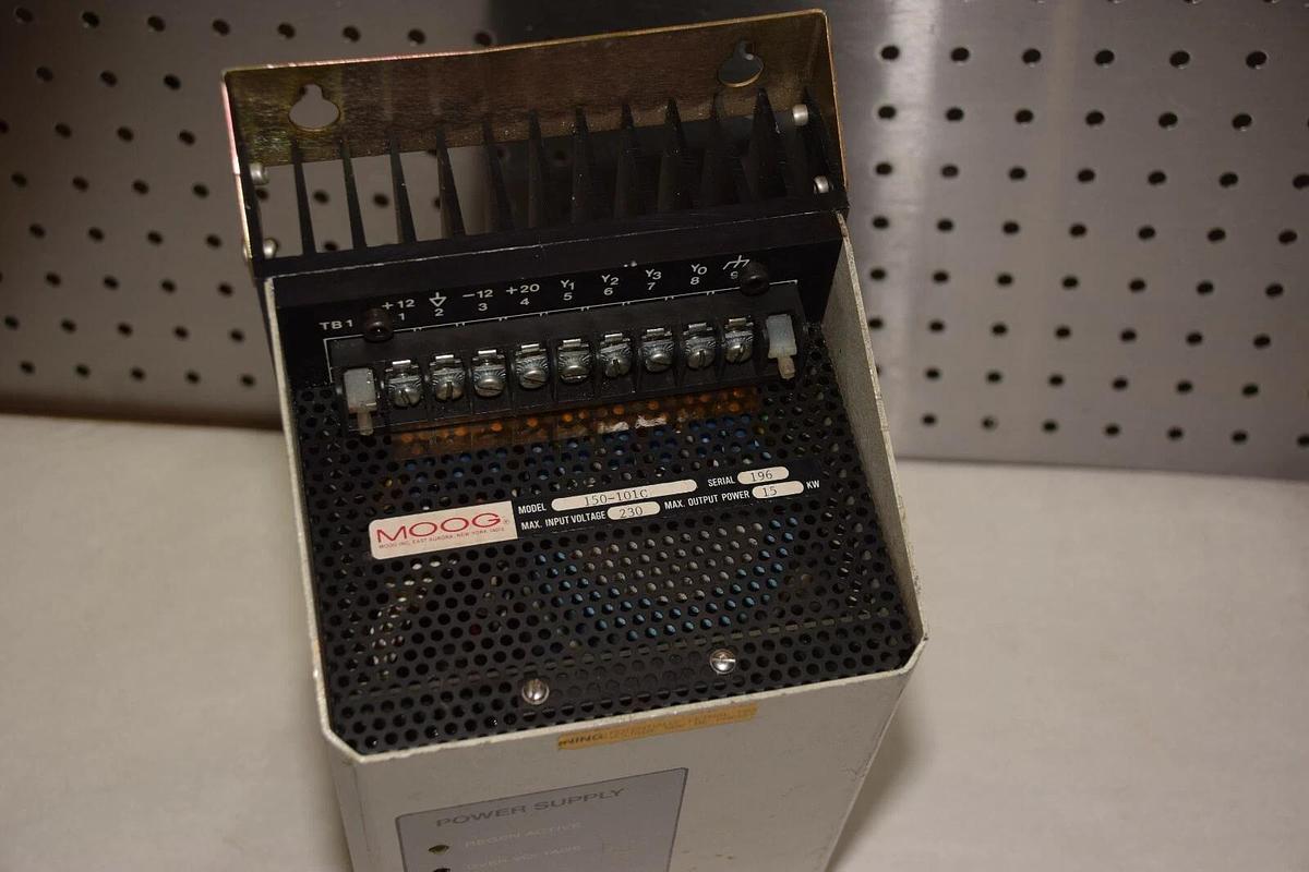 Used Moog Power Supply 150-101C  230V 15KW Drive Controller