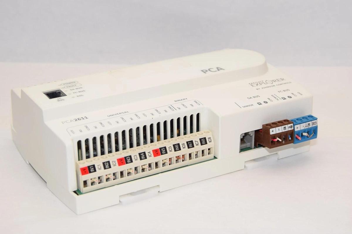 Used JOHNSON CONTROLS FX-PCA2611-0 Rev J Ver. 6.2 PCA2611 Programmable Controller