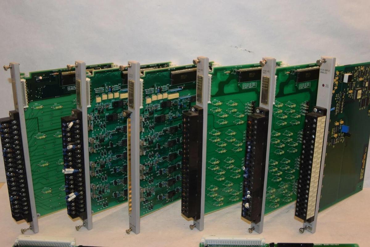 Used SIEMENS 505-4316A 505-4316, 505-4308, 505-6108B Input Module (Lot of 8)