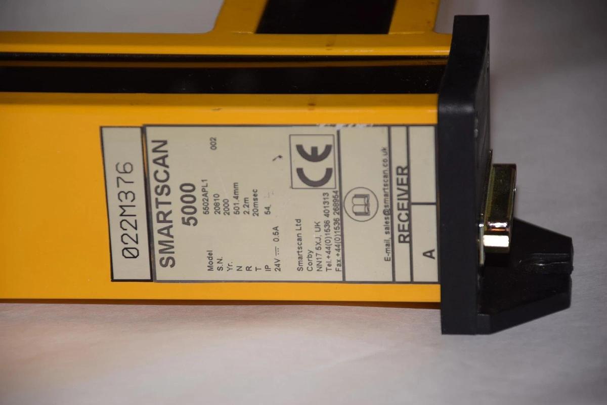 Used SMARTSCAN 5000 INFRARED SENSING LIGHT CURTAIN 5502APL1 Receiver