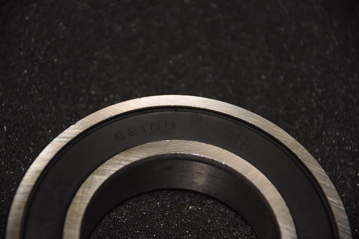 KBC 6210D BALL BEARING NEW