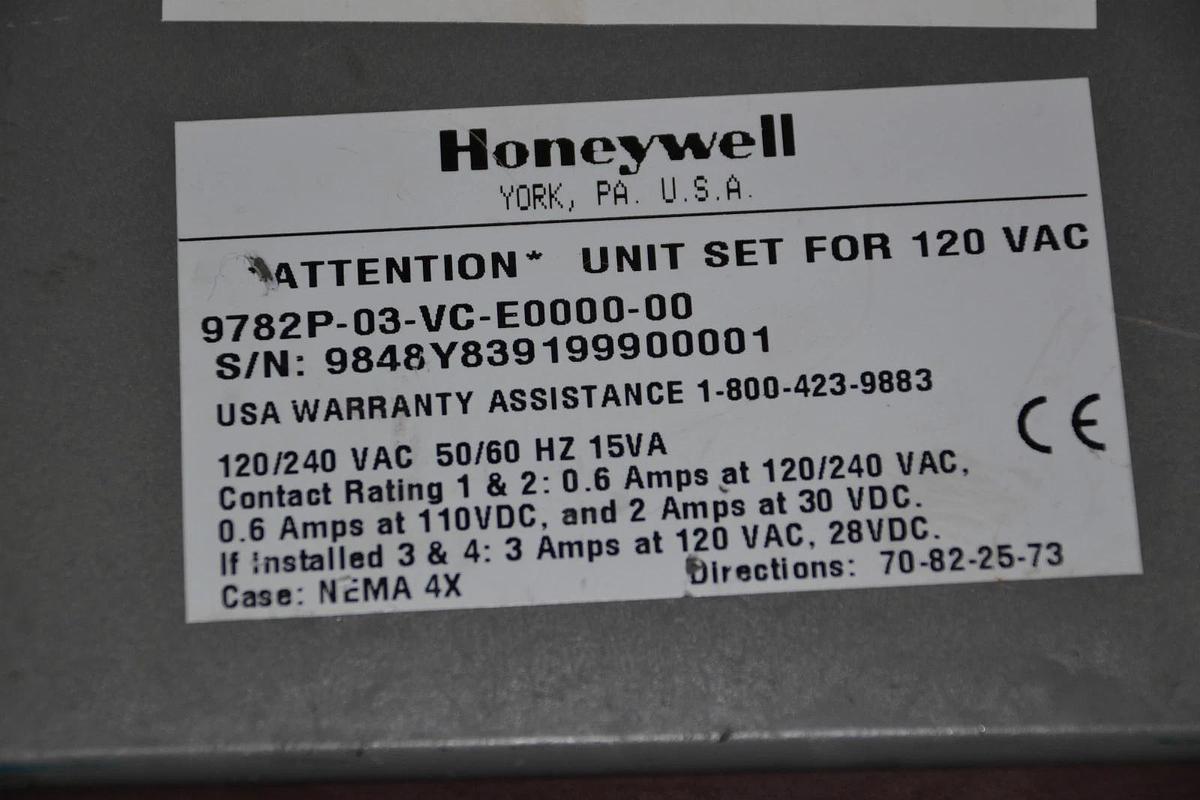 Used HONEYWELL 9782P-03-VC-E0000-00 9782P 03 VC E0000 00 pH 120Vac ANALYZER CONTROL