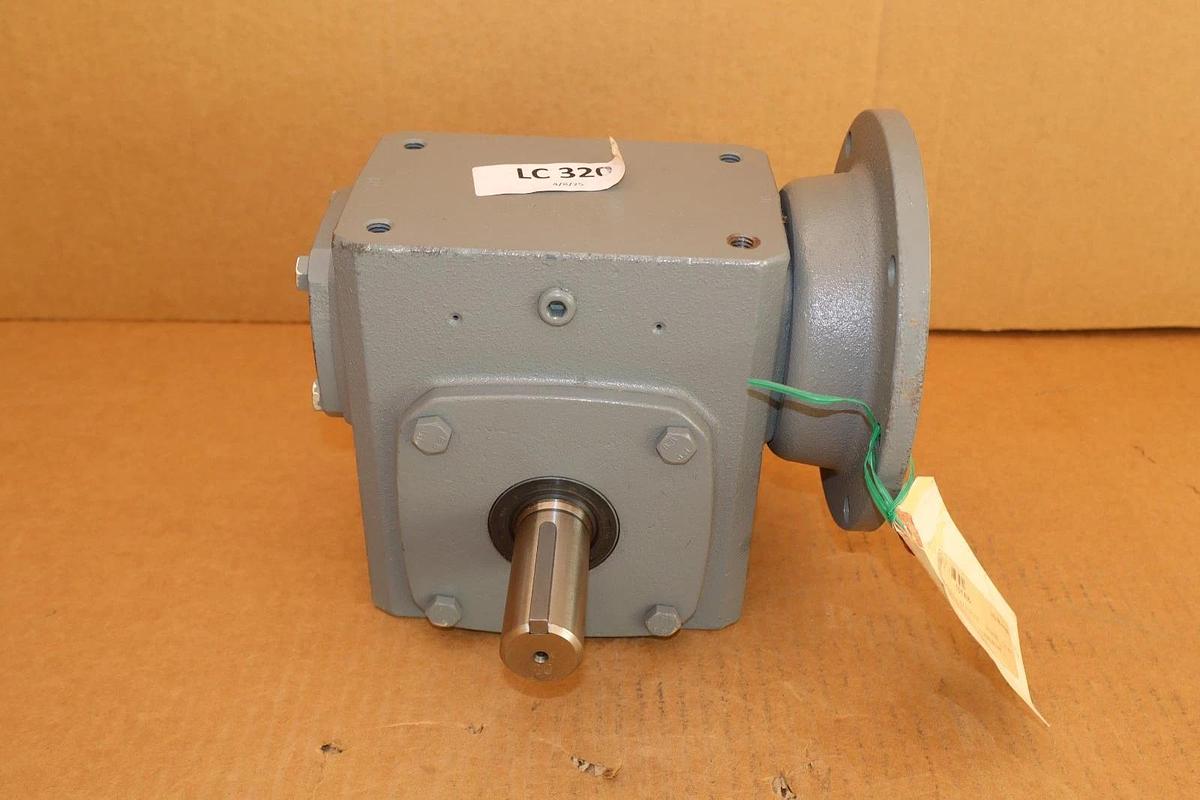 Cleveland Gear Box Speed Reducer M2313CAH05B ICHS 24 5:1 NEW