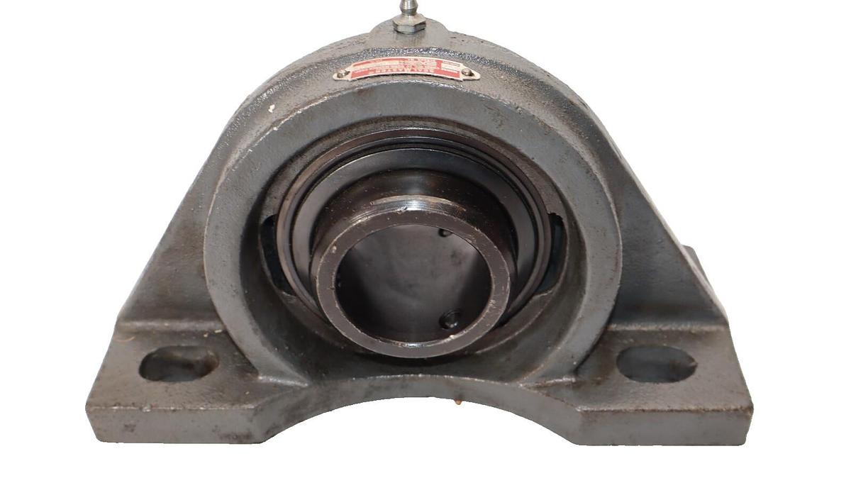 (NEW)  SEALMASTER MFPD-35 MFPD35 MFPD 35 2-3/16" Shaft Pillow Block Bearing