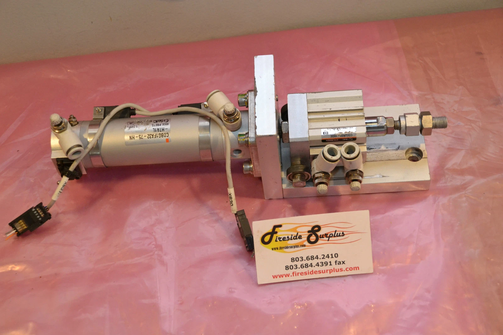 Used SMC AIR VALVE CDBG1FA32-75-HN-H7A1L CDBG1FA32 75 HN H7A1L CDO2B32-10DC