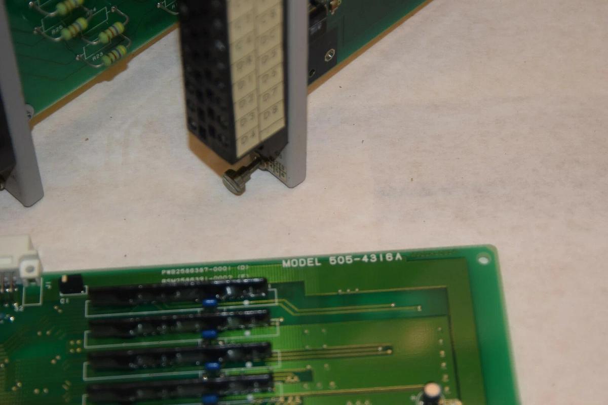 Used SIEMENS 505-4316A 505-4316, 505-4308, 505-6108B Input Module (Lot of 8)